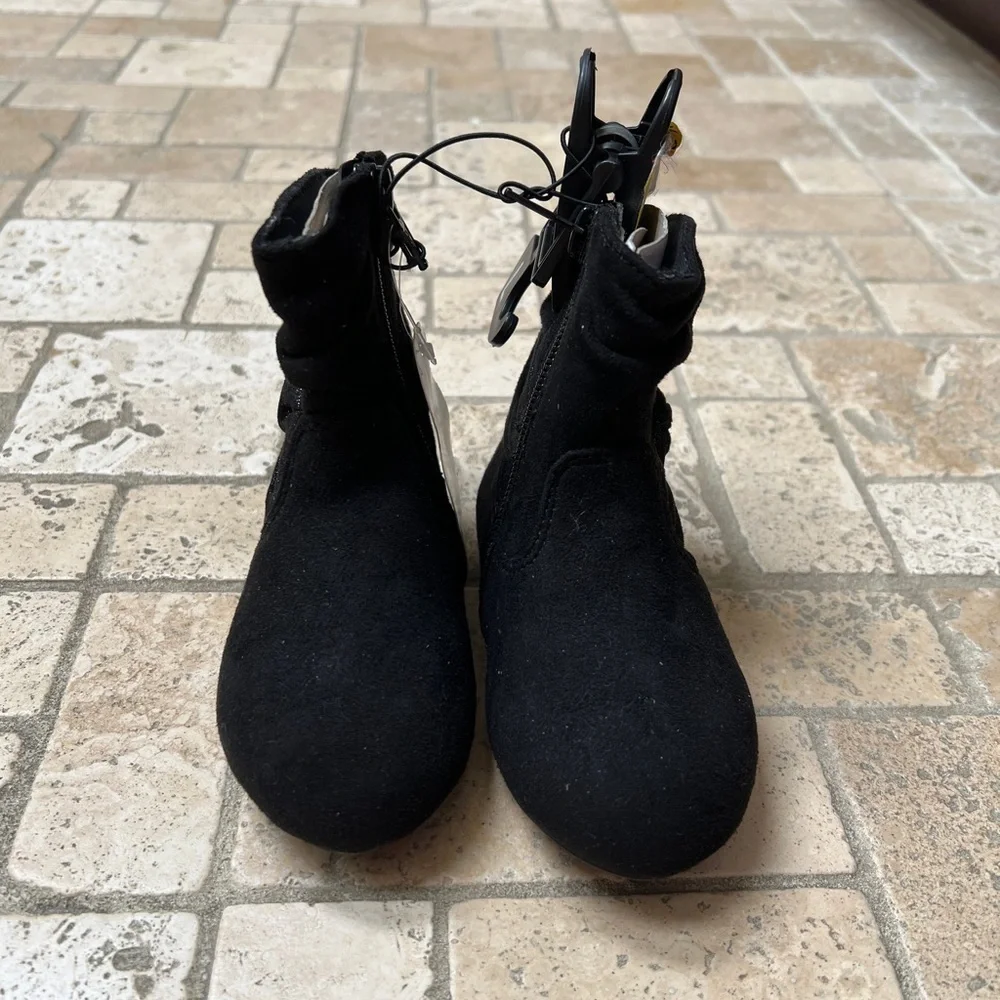 NWT Wonder Nation Toddler Girl Size 7 Black Fancy Short Faux Suede Booties